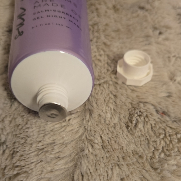 What Dreams Are Made Of Calm + Correct Night Mask – Glycolic Acid Lavender - Picture 4 of 4